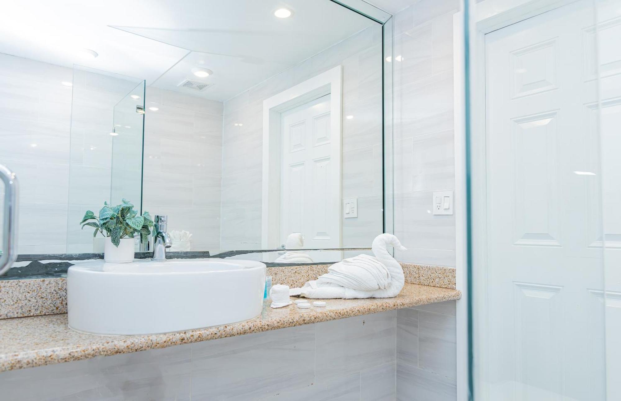 Beachside All Suites Hotel Miami Beach Buitenkant foto